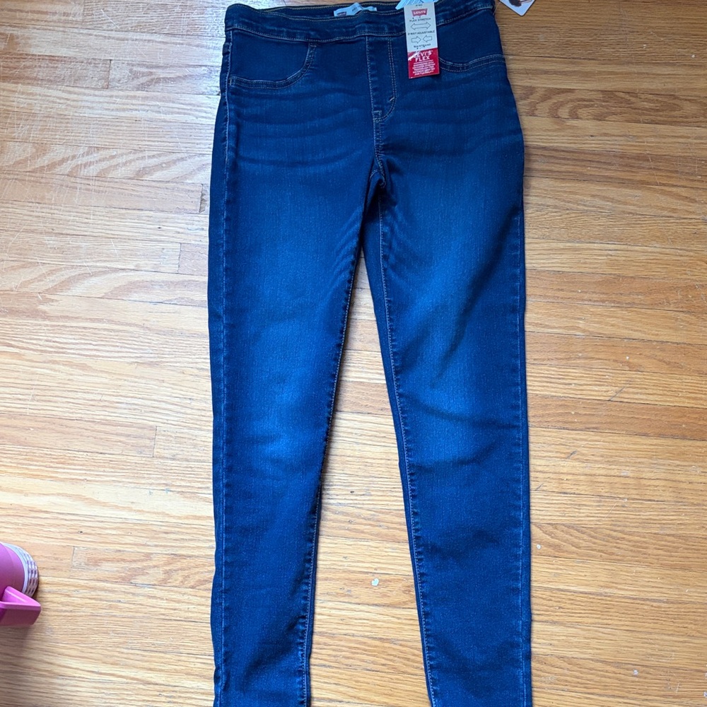 NWT Levi's Dark Blue Skinny Jeans for girls